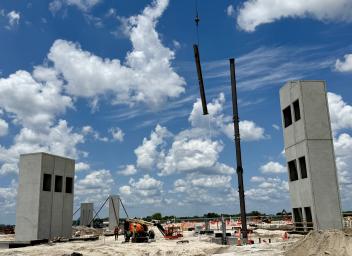 Steel framing begins for TPA's Airside D
